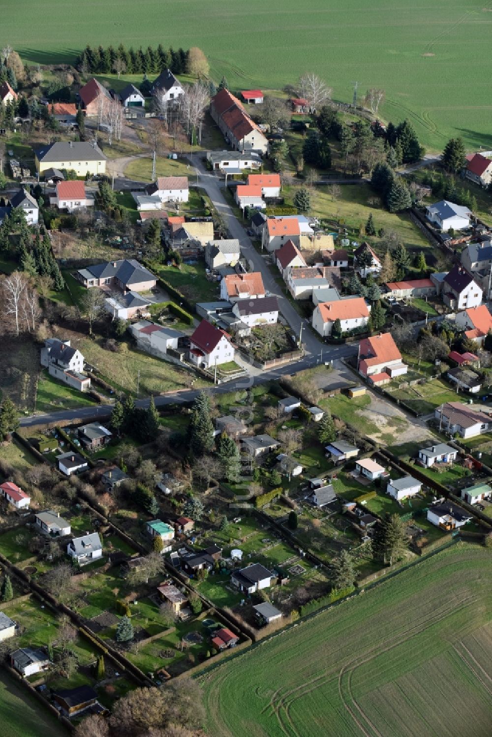 Meuselwitz von oben - Dorf - Ansicht von Neupoderschau im Bundesland Thüringen