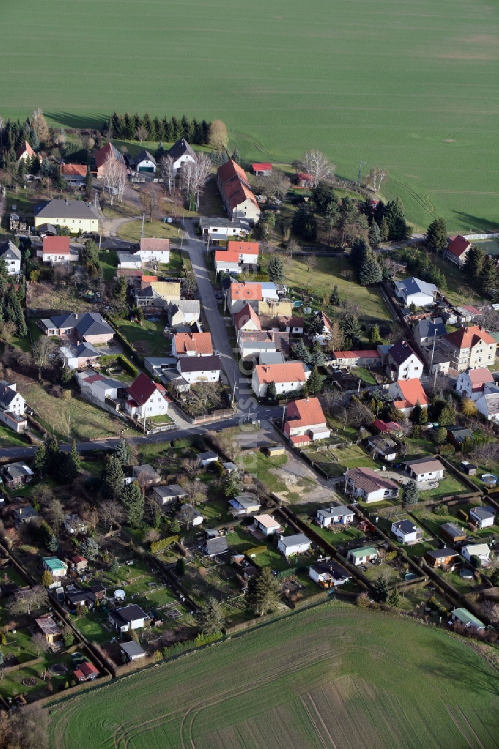 Meuselwitz aus der Vogelperspektive: Dorf - Ansicht von Neupoderschau im Bundesland Thüringen