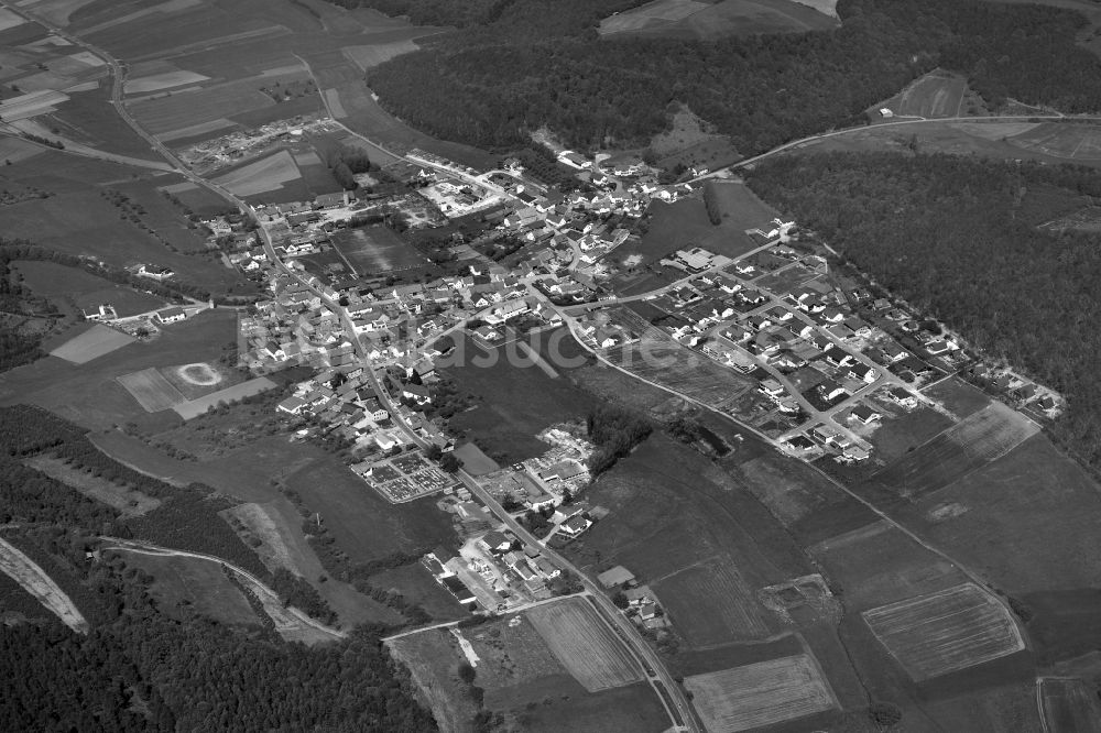 Luftbild Oberschleichach - Dorf - Ansicht von Oberschleichach im Bundesland Bayern