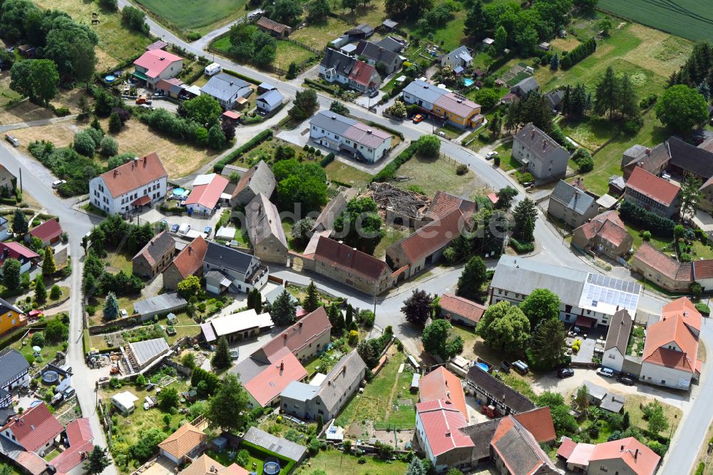 Schnaudertal von oben - Dorf - Ansicht im Ortsteil Kleinpörthen in Schnaudertal im Bundesland Sachsen-Anhalt, Deutschland