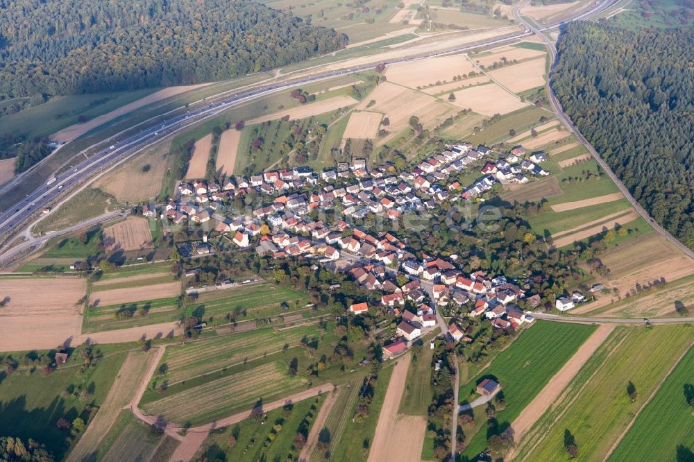 Karlsbad von oben - Dorf - Ansicht im Ortsteil Mutschelbach in Karlsbad im Bundesland Baden-Württemberg, Deutschland