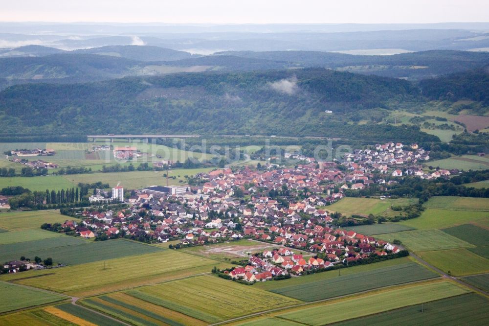 Aura an der Saale aus der Vogelperspektive: Dorf - Ansicht im Ortsteil Wirmsthal in Aura an der Saale im Bundesland Bayern