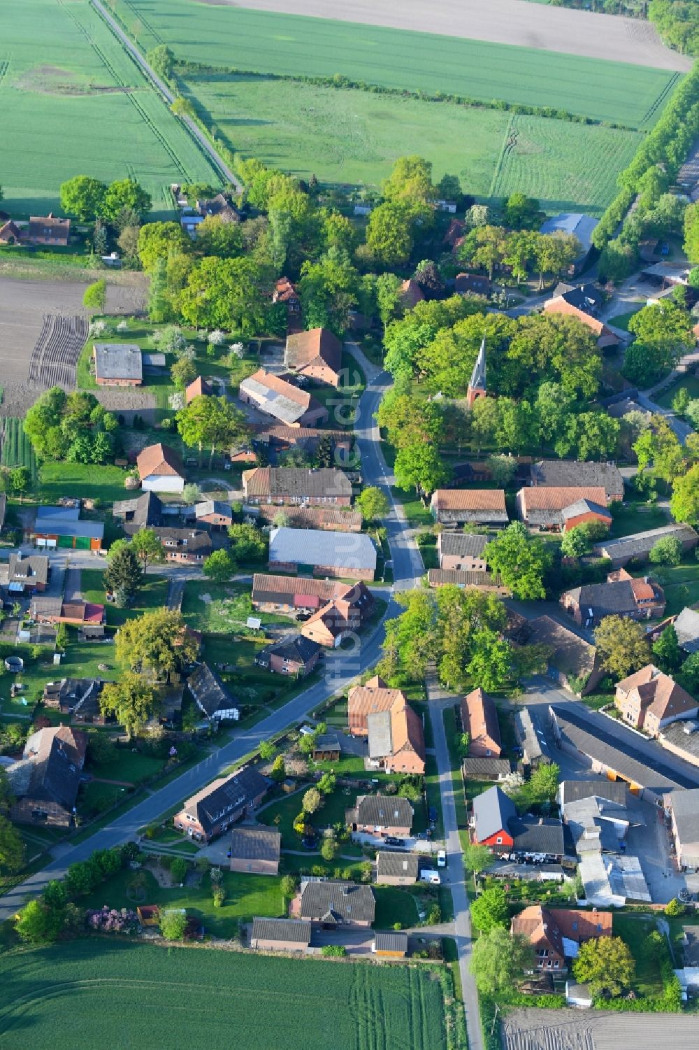 Luftaufnahme Ostedt - Dorf - Ansicht in Ostedt im Bundesland Niedersachsen, Deutschland