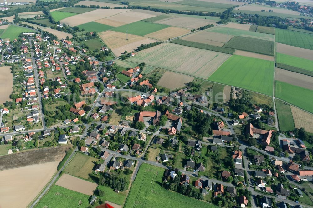 Pohle von oben - Dorf - Ansicht von Pohle im Bundesland Niedersachsen