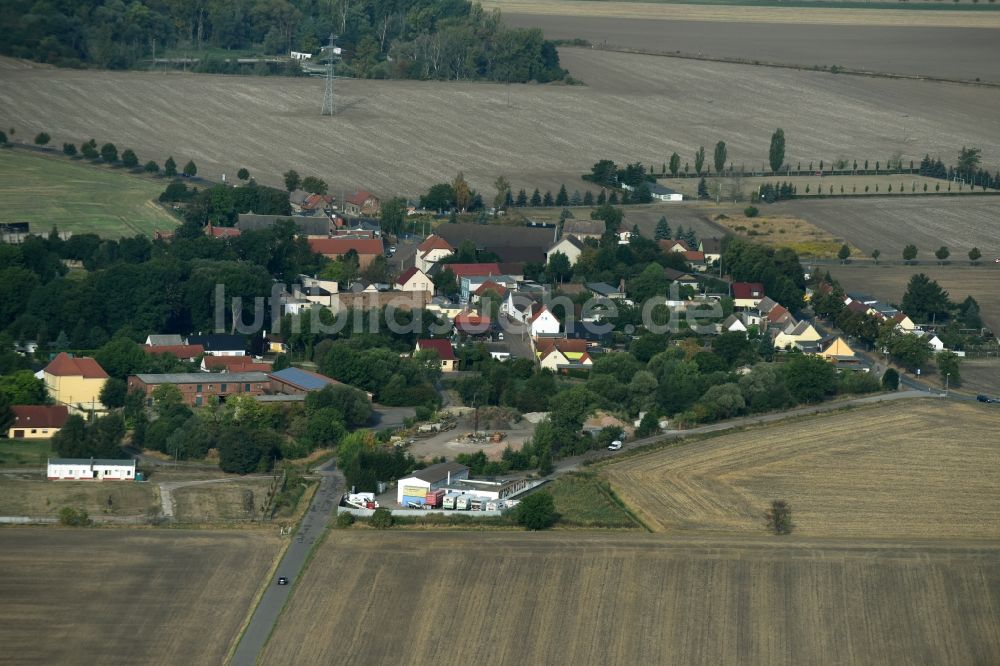 Porst von oben - Dorf - Ansicht von Porst im Bundesland Sachsen-Anhalt