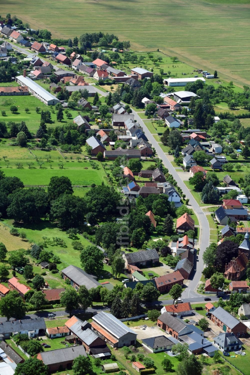 Premslin aus der Vogelperspektive: Dorf - Ansicht in Premslin im Bundesland Brandenburg, Deutschland