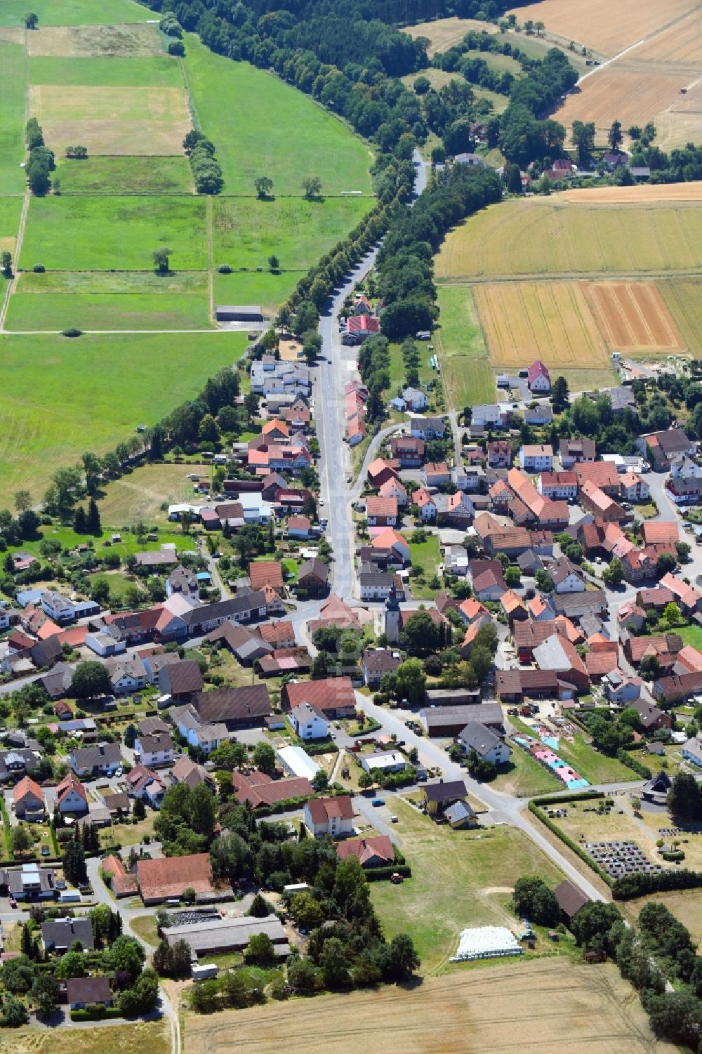 Queck von oben - Dorf - Ansicht in Queck im Bundesland Hessen, Deutschland