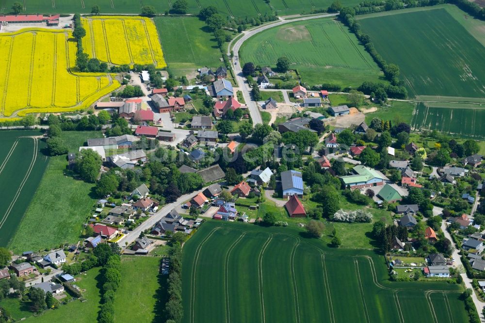 Altengörs von oben - Dorf - Ansicht am Rande von Feldern in Altengörs im Bundesland Schleswig-Holstein, Deutschland