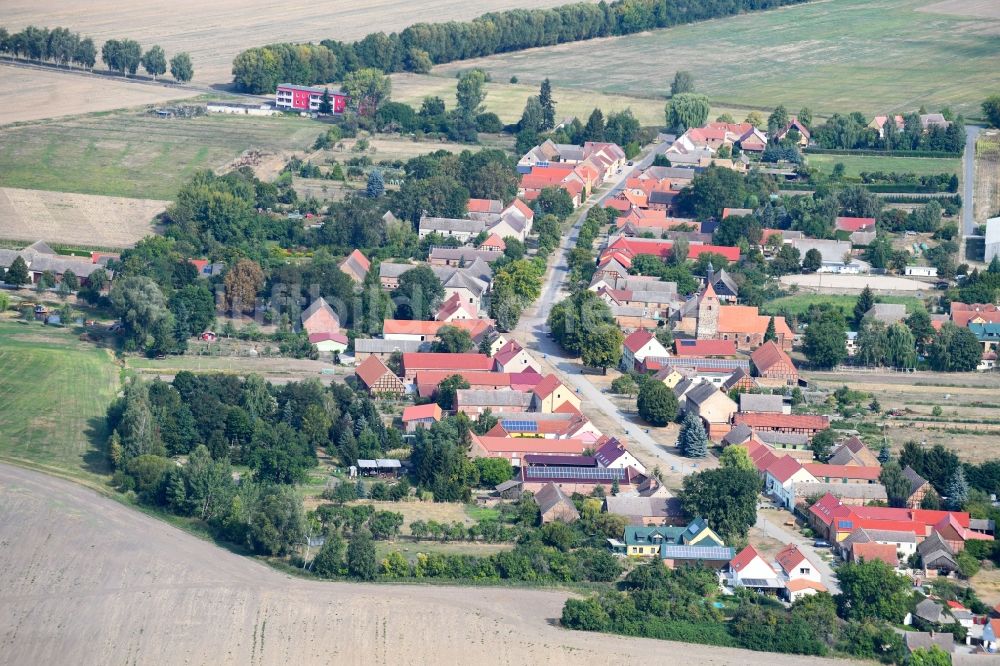 Luftaufnahme Bardenitz Pechüle - Dorf - Ansicht am Rande von Feldern in Bardenitz Pechüle im Bundesland Brandenburg, Deutschland