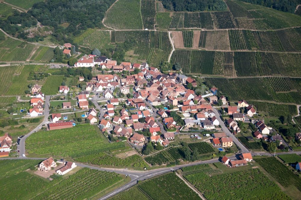 Luftbild Dieffenthal - Dorf - Ansicht am Rande von Feldern in Dieffenthal in Grand Est, Frankreich