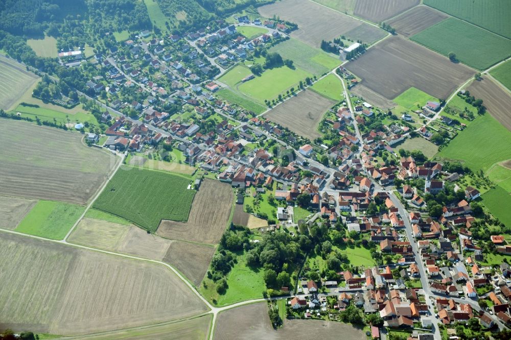 Luftbild Goßmannsdorf - Dorf - Ansicht am Rande von Feldern in Goßmannsdorf im Bundesland Bayern, Deutschland