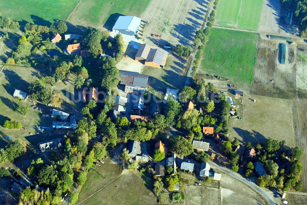 Luftbild Marleben - Dorf - Ansicht am Rande von Feldern in Marleben im Bundesland Niedersachsen, Deutschland