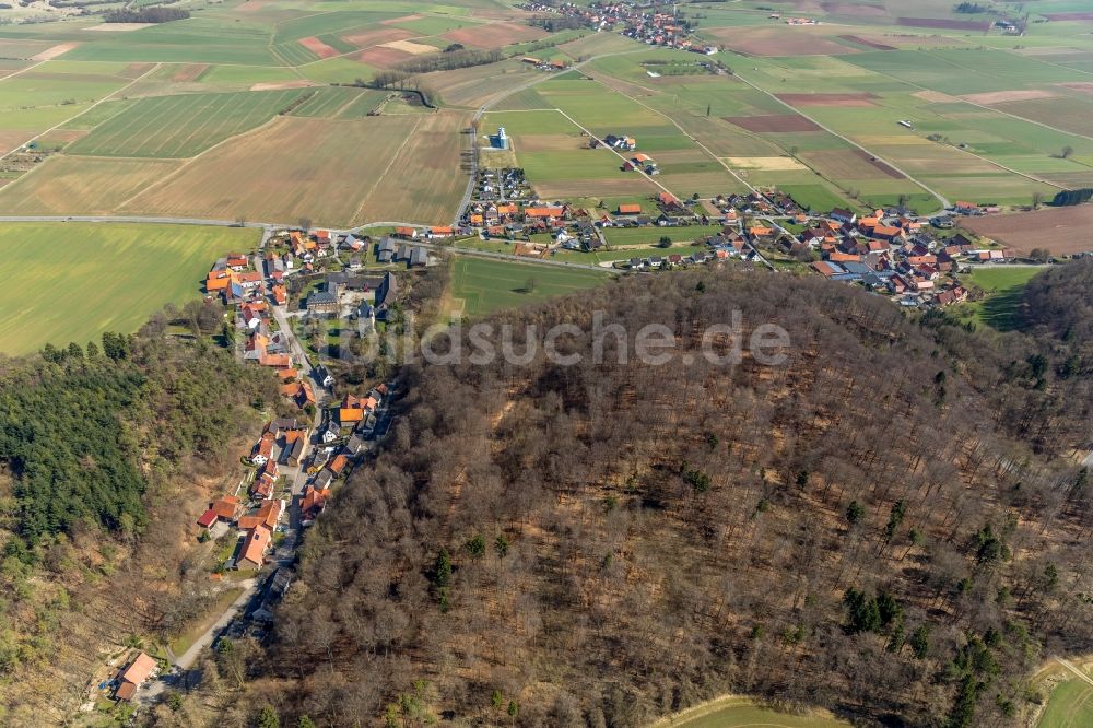 Luftaufnahme Nordenbeck - Dorf - Ansicht am Rande von Feldern in Nordenbeck im Bundesland Hessen, Deutschland