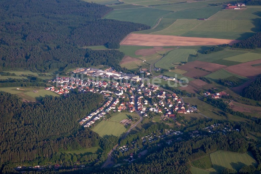 Luftbild Limbach - Dorf - Ansicht am Rande von Feldern im Ortsteil Krumbach in Limbach im Bundesland Baden-Württemberg, Deutschland