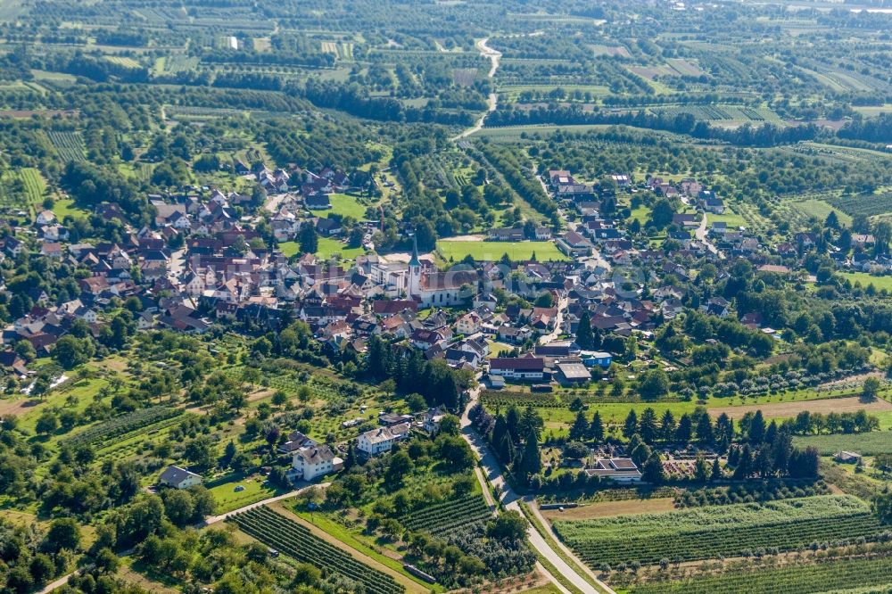 Luftbild Renchen - Dorf - Ansicht am Rande von Feldern im Ortsteil Ulm in Renchen im Bundesland Baden-Württemberg, Deutschland