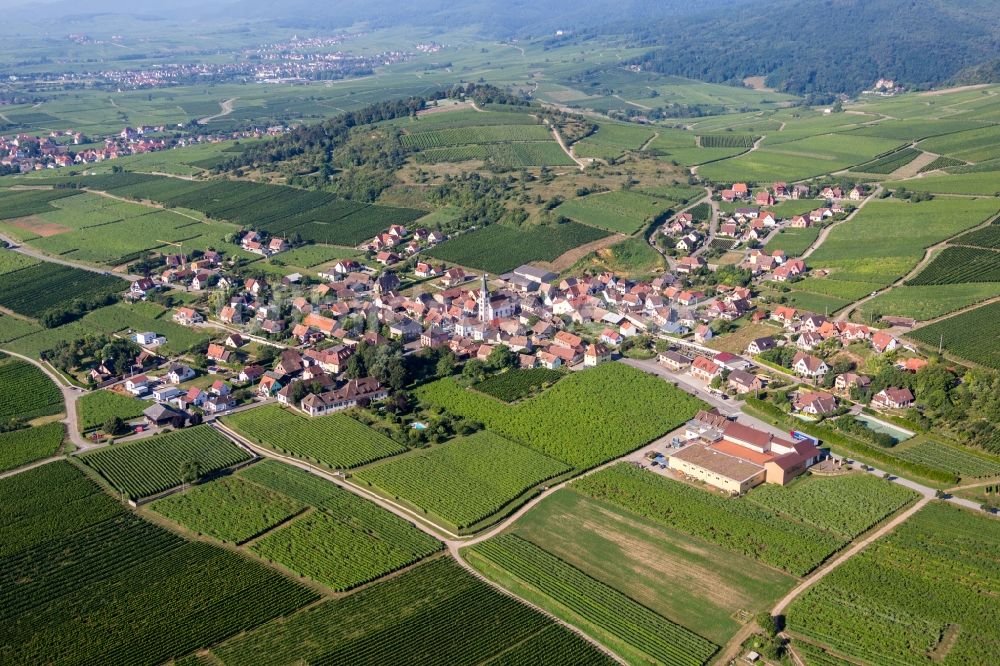 Luftbild Rorschwihr - Dorf - Ansicht am Rande von Feldern in Rorschwihr in Grand Est, Frankreich