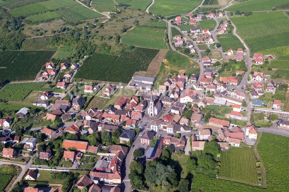 Luftaufnahme Rorschwihr - Dorf - Ansicht am Rande von Feldern in Rorschwihr in Grand Est, Frankreich