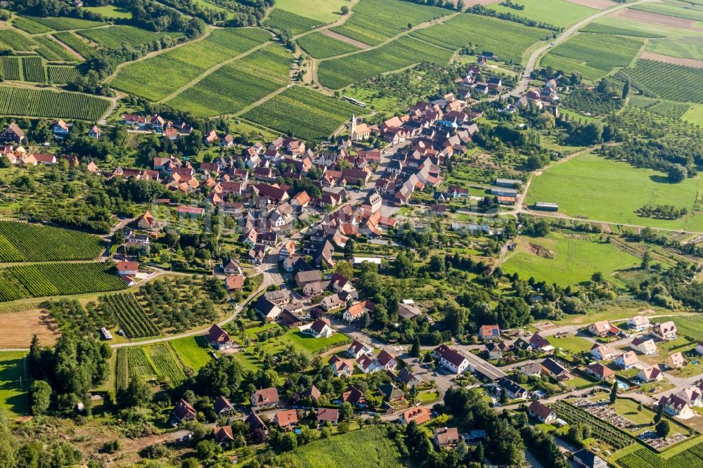 Luftbild Rott - Dorf - Ansicht am Rande von Feldern in Rott in Grand Est, Frankreich