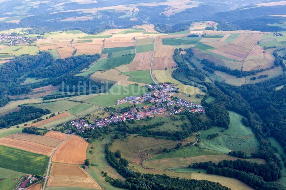 Luftbild Schauerberg - Dorf - Ansicht am Rande von Feldern in Schauerberg im Bundesland Rheinland-Pfalz, Deutschland