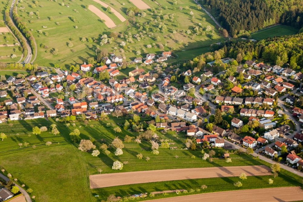 Luftbild Schluttenbach - Dorf - Ansicht am Rande von Feldern in Schluttenbach im Bundesland Baden-Württemberg, Deutschland