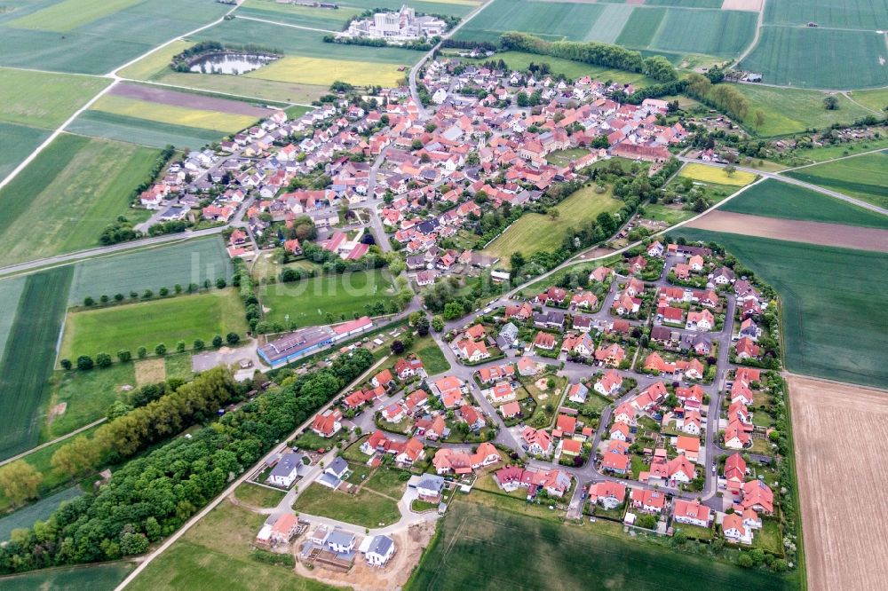 Luftbild Sulzheim - Dorf - Ansicht am Rande von Feldern in Sulzheim im Bundesland Bayern, Deutschland