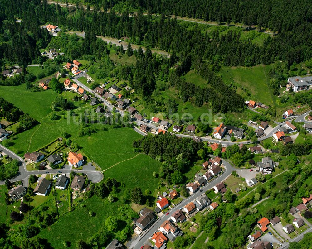 Luftbild Altenau - Dorf - Ansicht am Rande von Waldgebieten in Altenau im Bundesland Niedersachsen, Deutschland