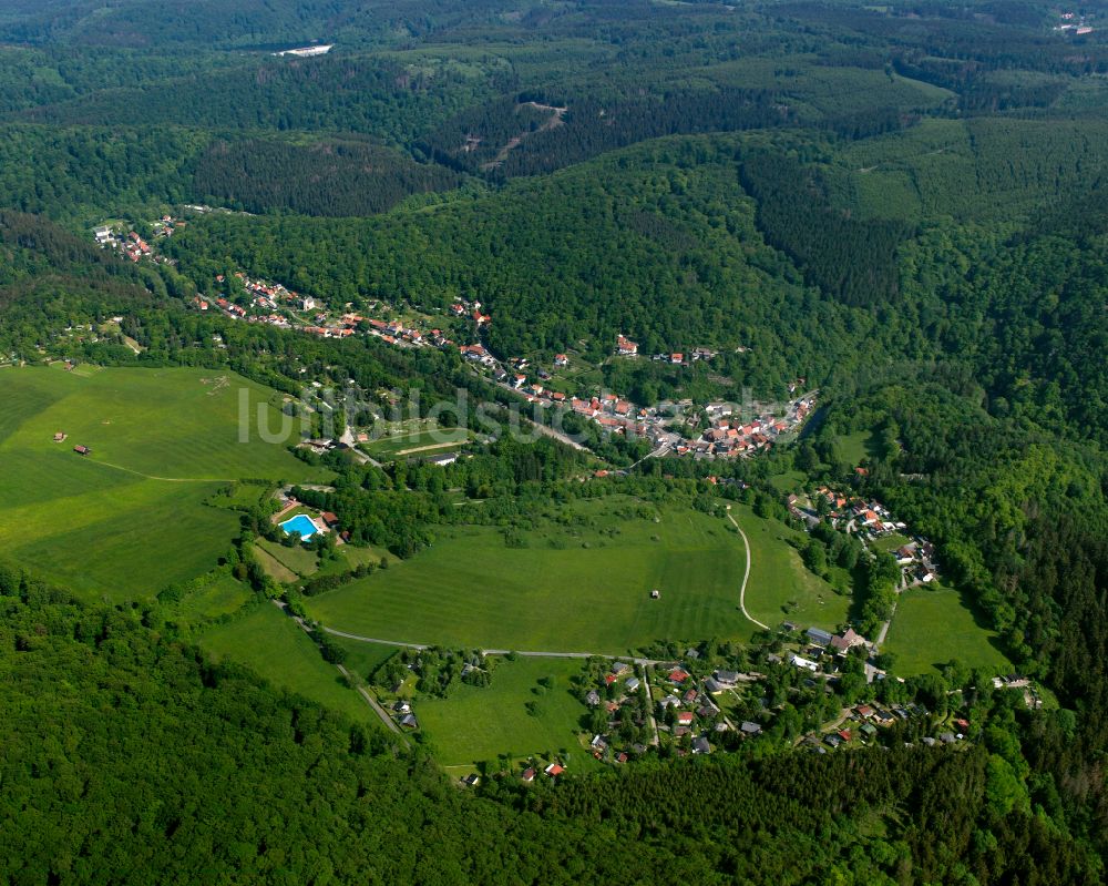 Luftaufnahme Altenbrak - Dorf - Ansicht am Rande von Waldgebieten in Altenbrak im Bundesland Sachsen-Anhalt, Deutschland