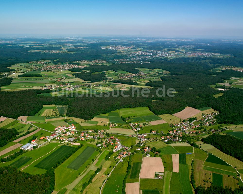 Luftaufnahme Bad Teinach-Zavelstein - Dorf - Ansicht am Rande von Waldgebieten in Bad Teinach-Zavelstein im Bundesland Baden-Württemberg, Deutschland