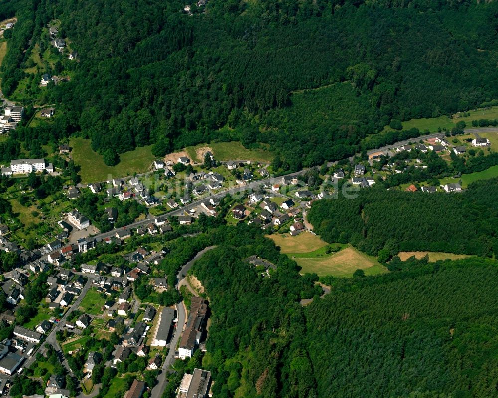 Luftaufnahme Banfe - Dorf - Ansicht am Rande Waldgebieten in Banfe im Bundesland Nordrhein-Westfalen, Deutschland