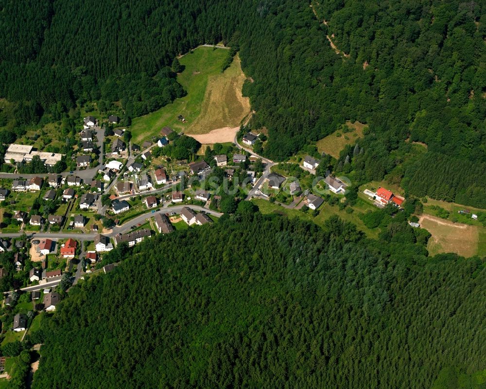 Banfe von oben - Dorf - Ansicht am Rande Waldgebieten in Banfe im Bundesland Nordrhein-Westfalen, Deutschland