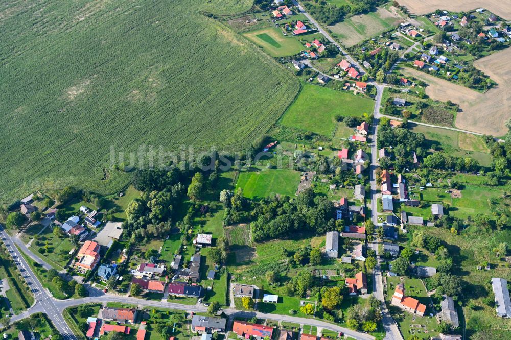 Luftbild Felchow - Dorf - Ansicht am Rande von Waldgebieten in Felchow im Bundesland Brandenburg, Deutschland