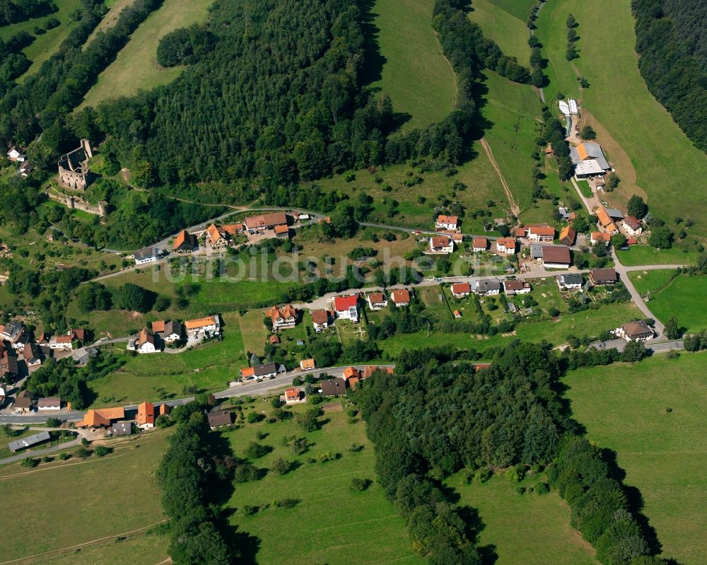 Gammelsbach aus der Vogelperspektive: Dorf - Ansicht am Rande Waldgebieten in Gammelsbach im Bundesland Hessen, Deutschland