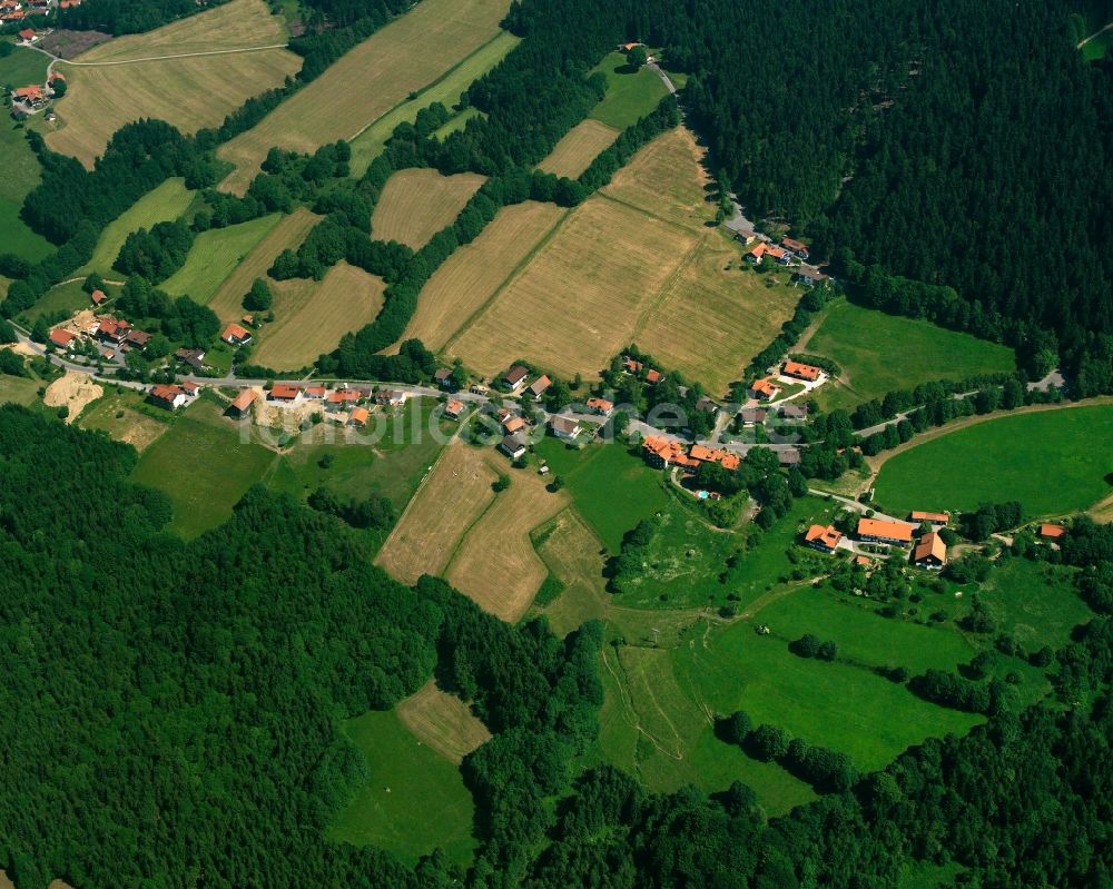 Luftbild Glashütt - Dorf - Ansicht am Rande Waldgebieten in Glashütt im Bundesland Bayern, Deutschland