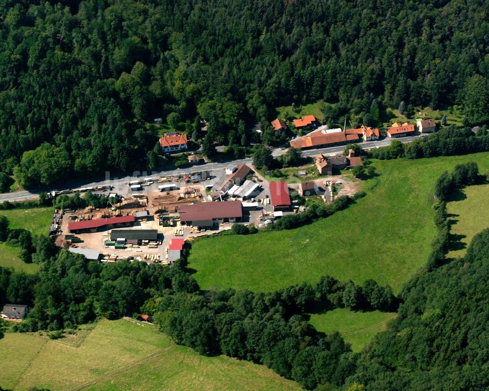 Haisterbach aus der Vogelperspektive: Dorf - Ansicht am Rande Waldgebieten in Haisterbach im Bundesland Hessen, Deutschland