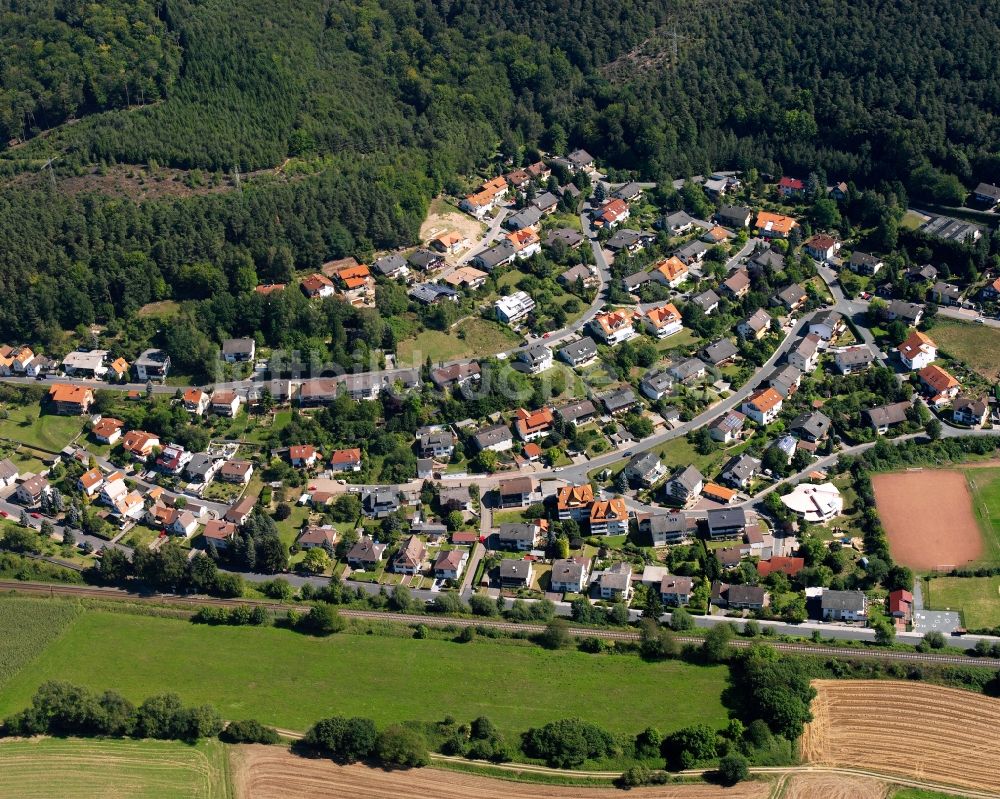 Luftbild Hetschbach - Dorf - Ansicht am Rande Waldgebieten in Hetschbach im Bundesland Hessen, Deutschland