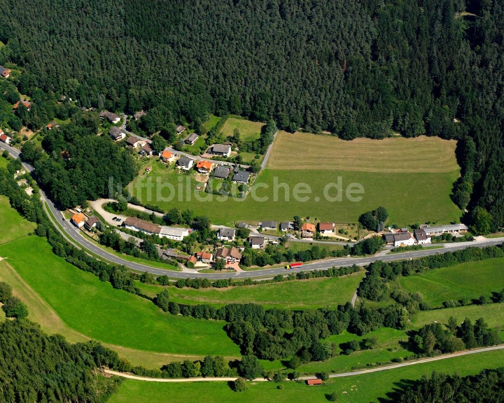 Luftbild Hüttenthal - Dorf - Ansicht am Rande Waldgebieten in Hüttenthal im Bundesland Hessen, Deutschland