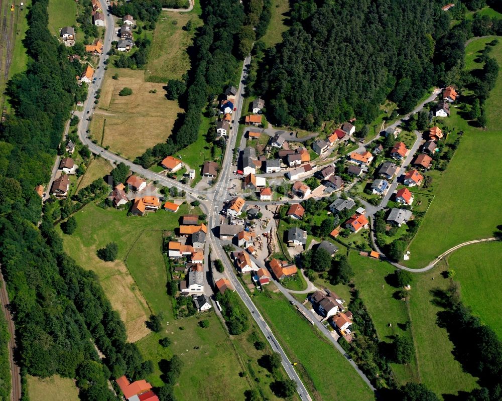 Luftaufnahme Kailbach - Dorf - Ansicht am Rande Waldgebieten in Kailbach im Bundesland Hessen, Deutschland