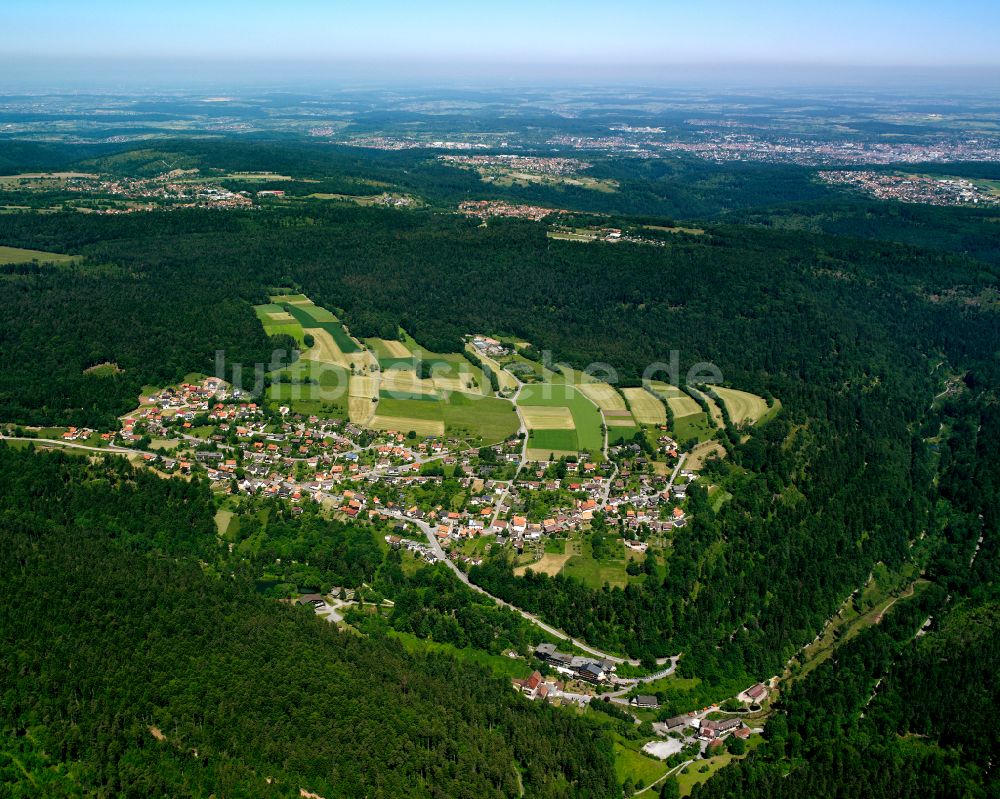 Kapfenhardt von oben - Dorf - Ansicht am Rande von Waldgebieten in Kapfenhardt im Bundesland Baden-Württemberg, Deutschland