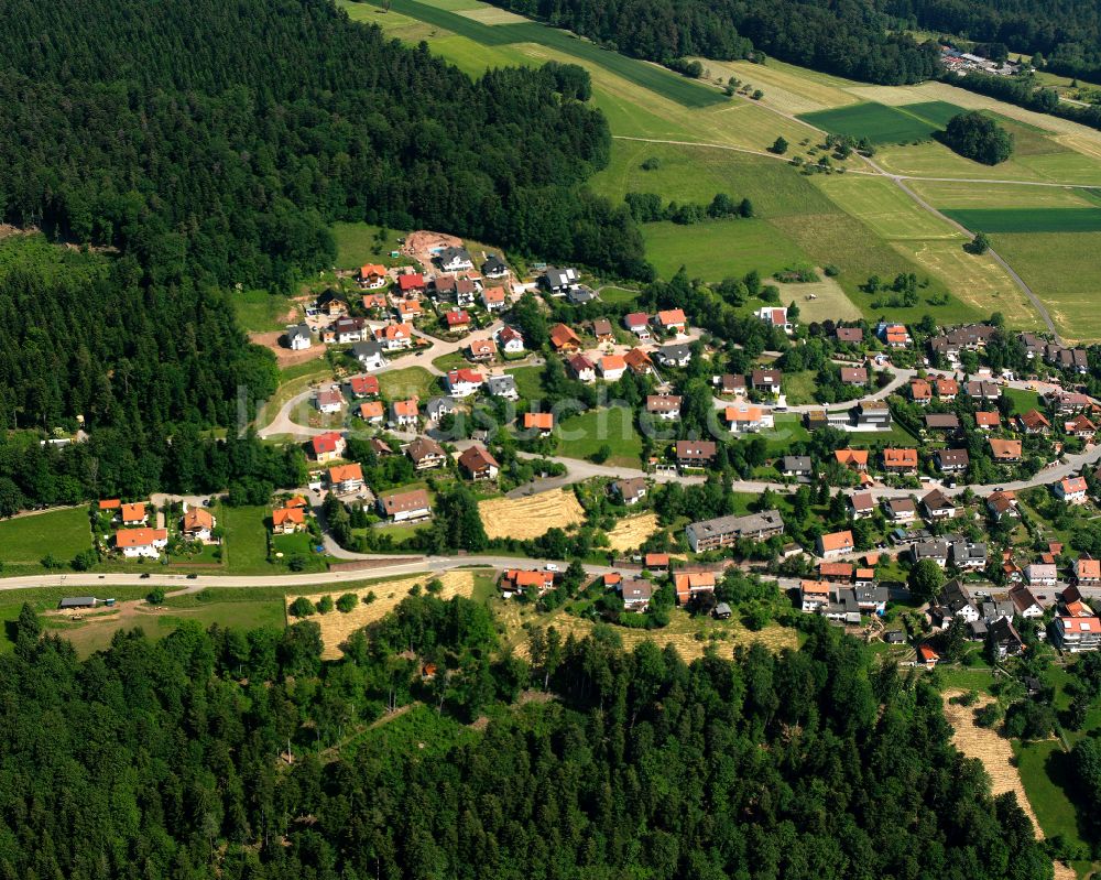 Luftbild Kapfenhardt - Dorf - Ansicht am Rande von Waldgebieten in Kapfenhardt im Bundesland Baden-Württemberg, Deutschland