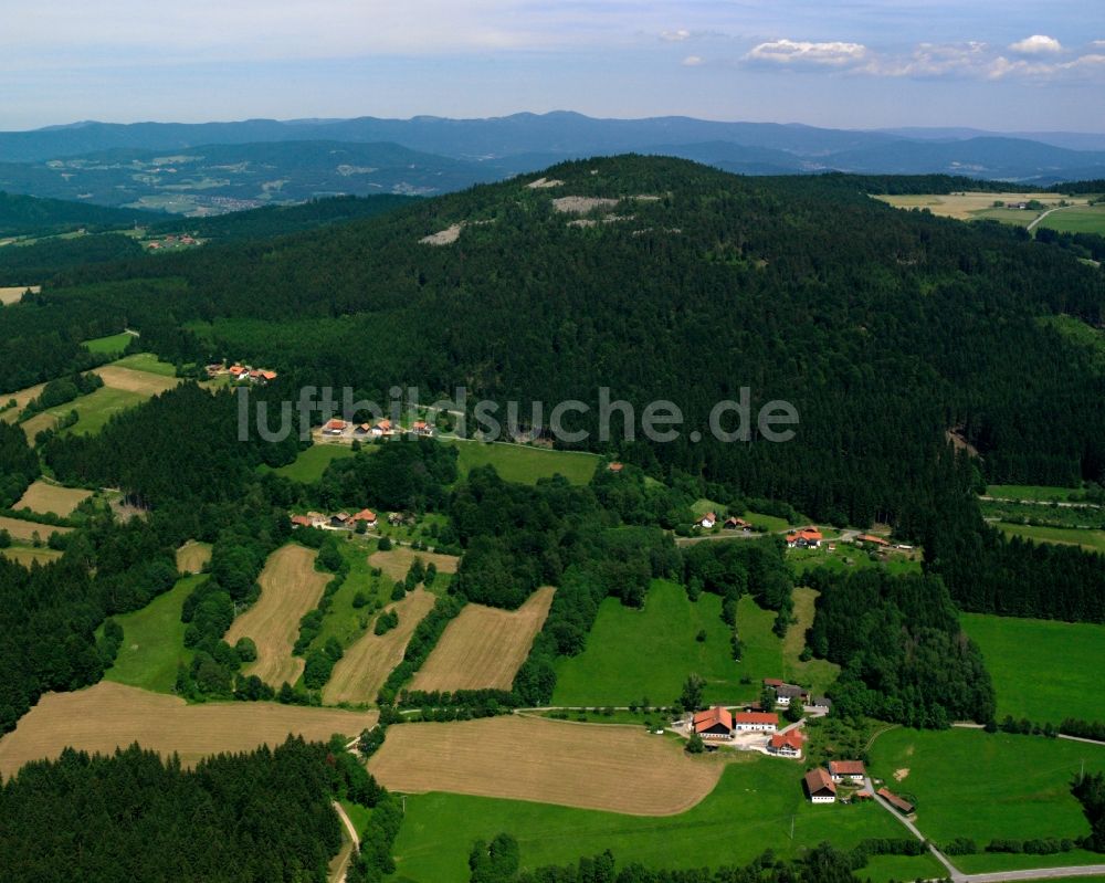 Klingldorf von oben - Dorf - Ansicht am Rande Waldgebieten in Klingldorf im Bundesland Bayern, Deutschland