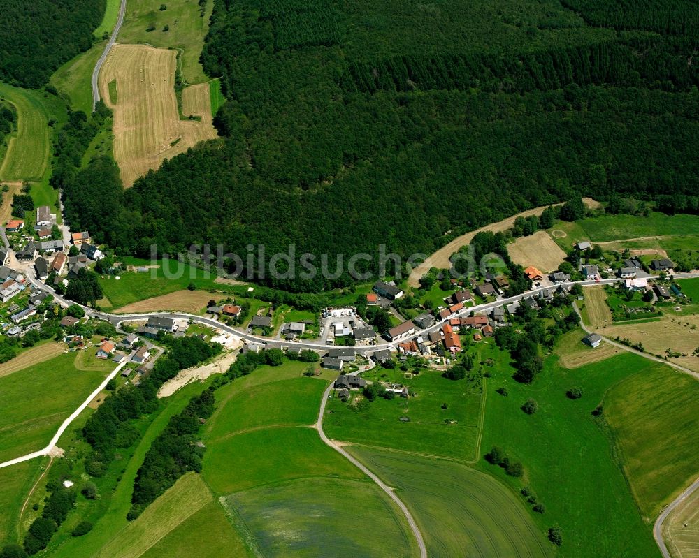 Luftbild Leisel - Dorf - Ansicht am Rande Waldgebieten in Leisel im Bundesland Rheinland-Pfalz, Deutschland