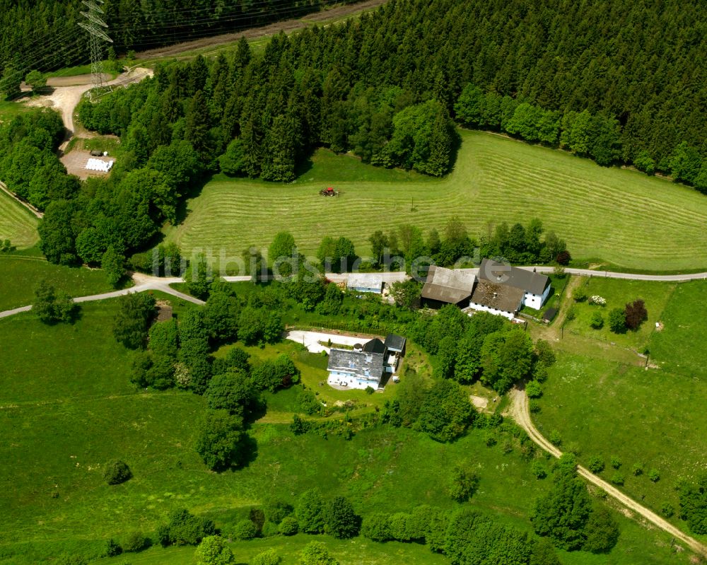 Luftbild Lengelscheid - Dorf - Ansicht am Rande von Waldgebieten in Lengelscheid im Bundesland Nordrhein-Westfalen, Deutschland