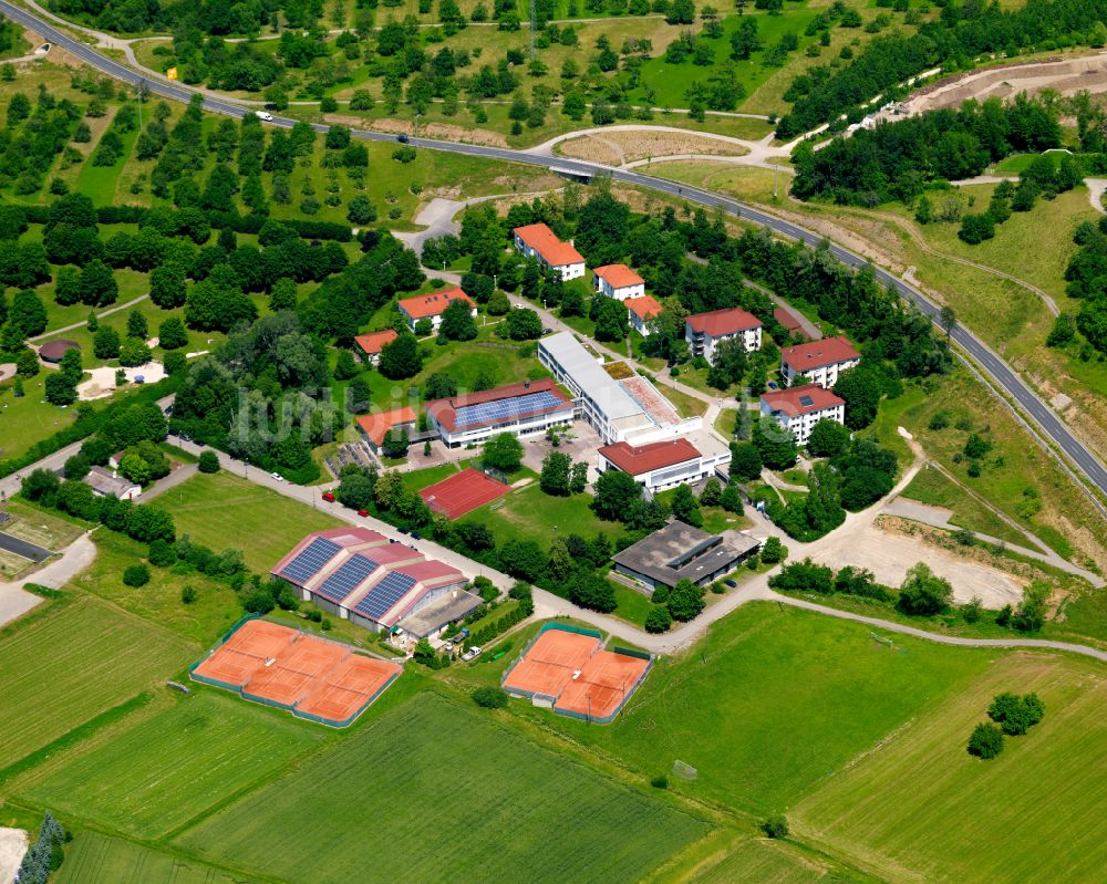 Mössingen von oben - Dorf - Ansicht am Rande von Waldgebieten in Mössingen im Bundesland Baden-Württemberg, Deutschland