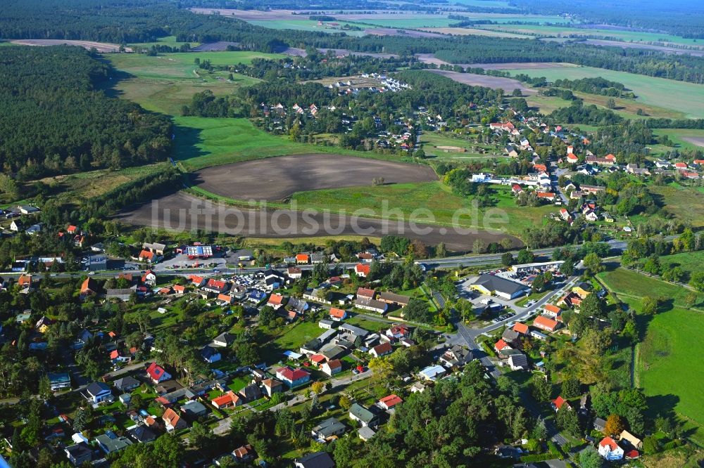 Luftaufnahme Nassenheide - Dorf - Ansicht am Rande Waldgebieten in Nassenheide im Bundesland Brandenburg, Deutschland