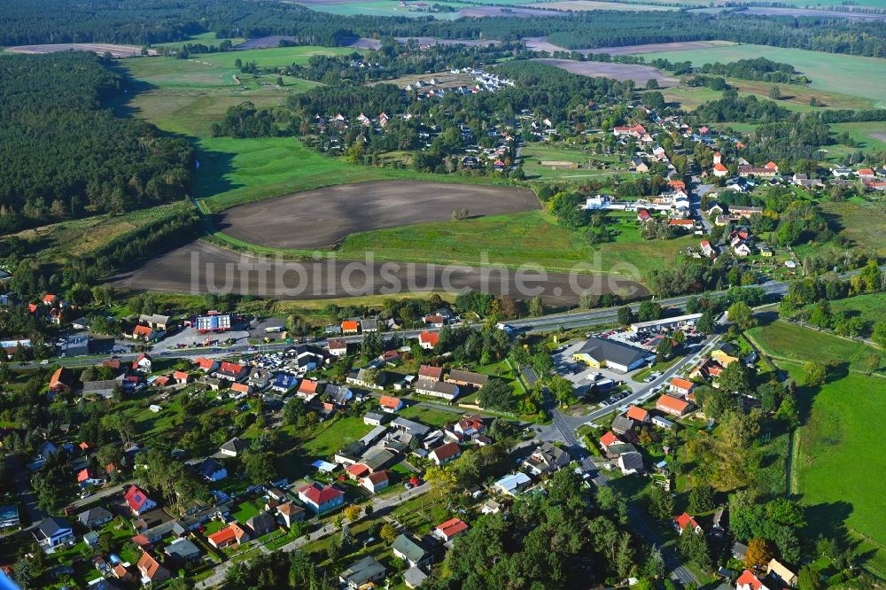 Nassenheide von oben - Dorf - Ansicht am Rande Waldgebieten in Nassenheide im Bundesland Brandenburg, Deutschland