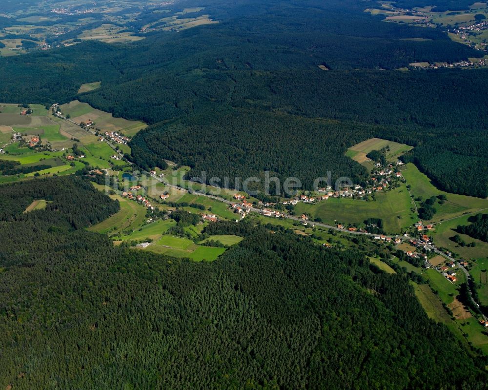 Luftbild Ober-Hiltersklingen - Dorf - Ansicht am Rande Waldgebieten in Ober-Hiltersklingen im Bundesland Hessen, Deutschland