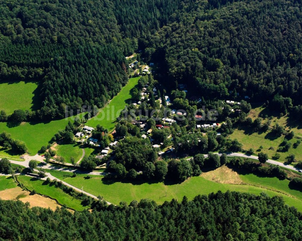 Luftbild Oberzent - Dorf - Ansicht am Rande Waldgebieten in Oberzent im Bundesland Hessen, Deutschland