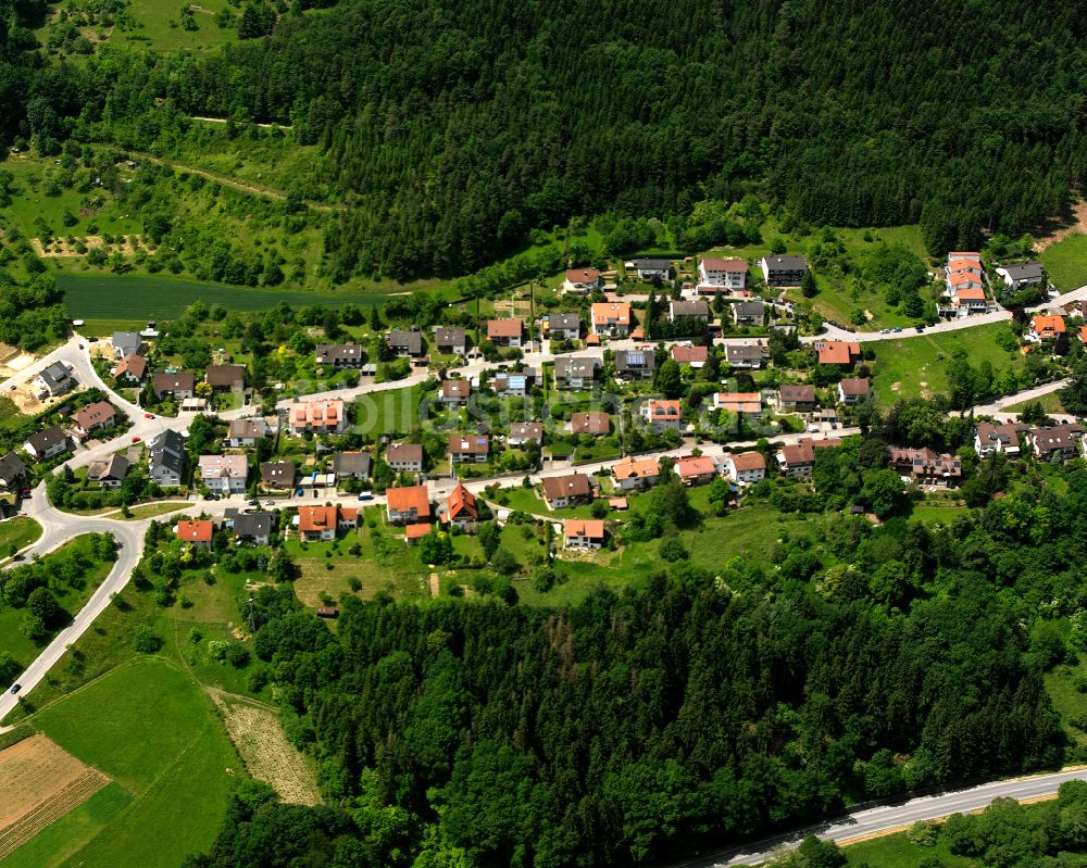 Luftaufnahme Pfrondorf - Dorf - Ansicht am Rande von Waldgebieten in Pfrondorf im Bundesland Baden-Württemberg, Deutschland