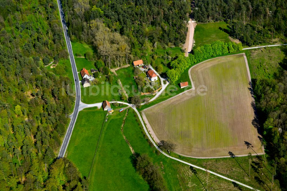 Prichsenstadt von oben - Dorf - Ansicht am Rande von Waldgebieten in Prichsenstadt im Bundesland Bayern, Deutschland