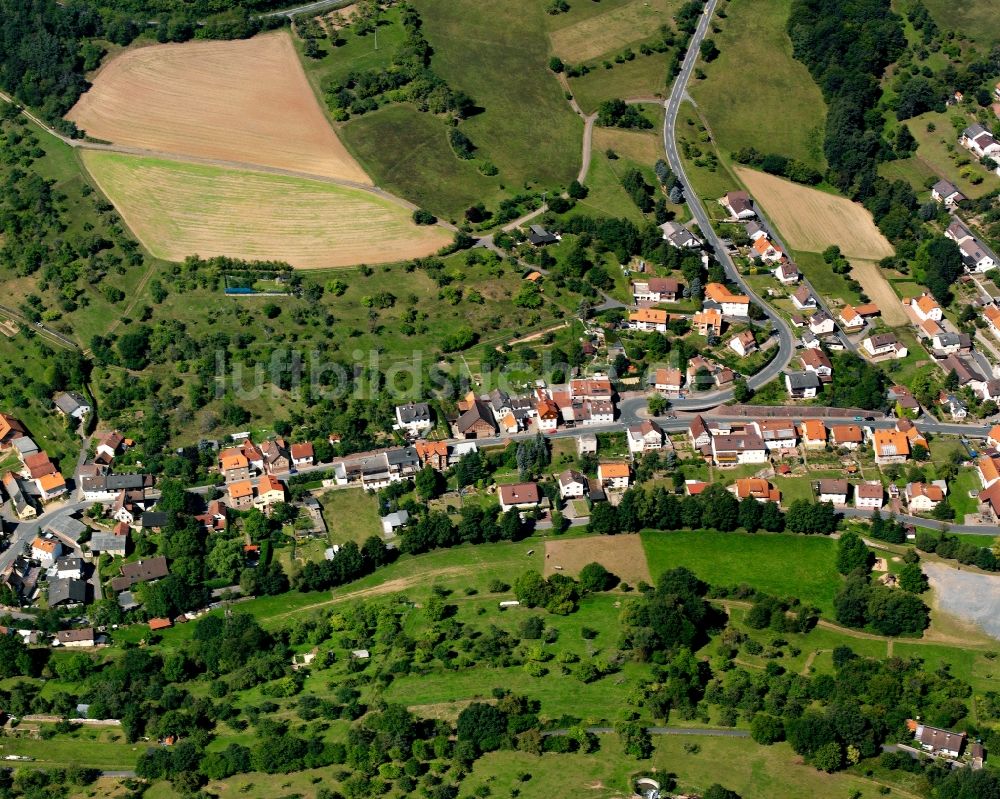 Seckmauern von oben - Dorf - Ansicht am Rande Waldgebieten in Seckmauern im Bundesland Hessen, Deutschland